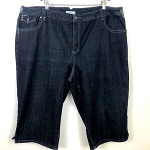 NWOT Venezia Size 28 Embellished Jean Capris!